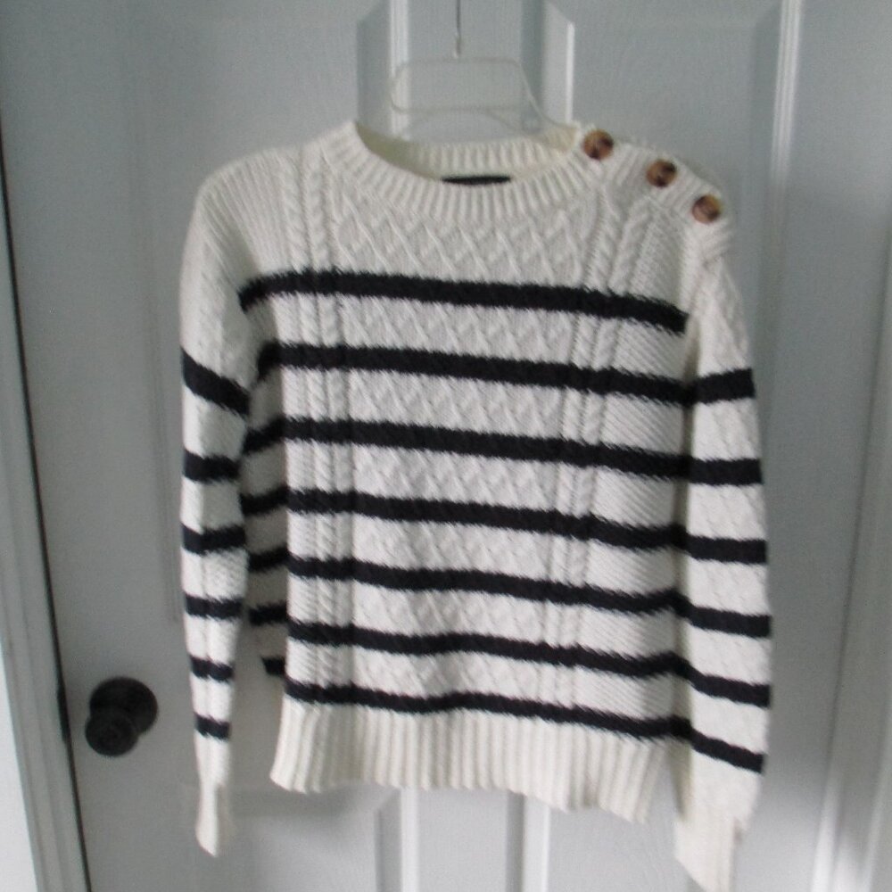 Ann Taylor knit sweater